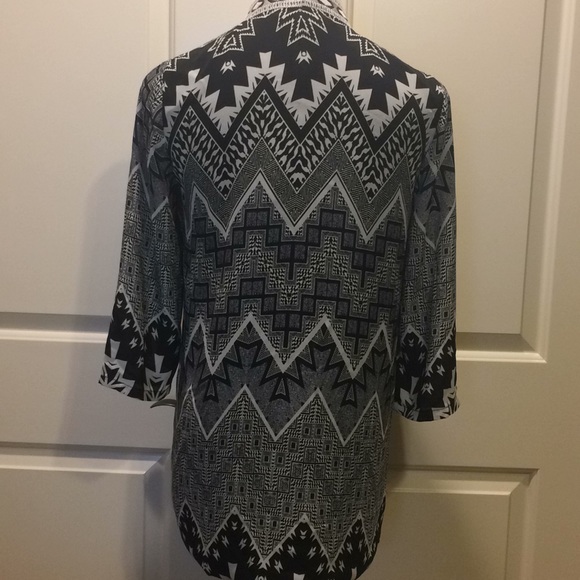 EUC Woman’s Small Black and Taupe Summer Jacket - Picture 2 of 5